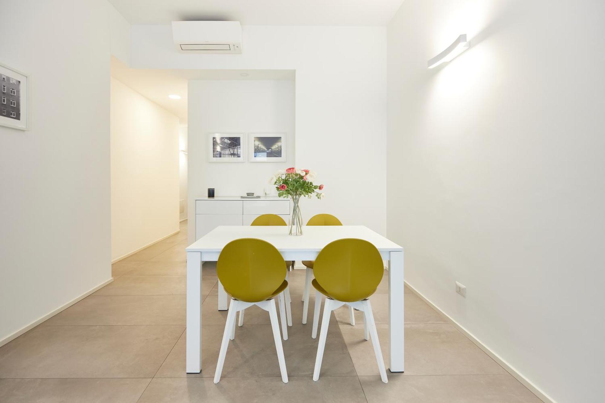 מילאנו Cozy Meravigli Apartment - Pleasant Walk Between Duomo And Castello מראה חיצוני תמונה